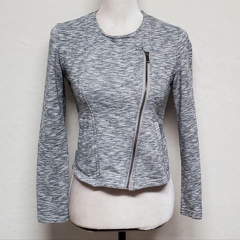 MATILDA Jane Afternoon Drive Heather Grey Knit Floral Trim Cropped Moto Jacket - Picture 3 of 13